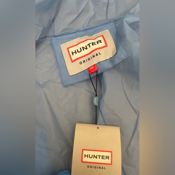 HUNTER - Hooded Waterproof Jacket
NWT/NEW Size XS - Picture 16 of 16